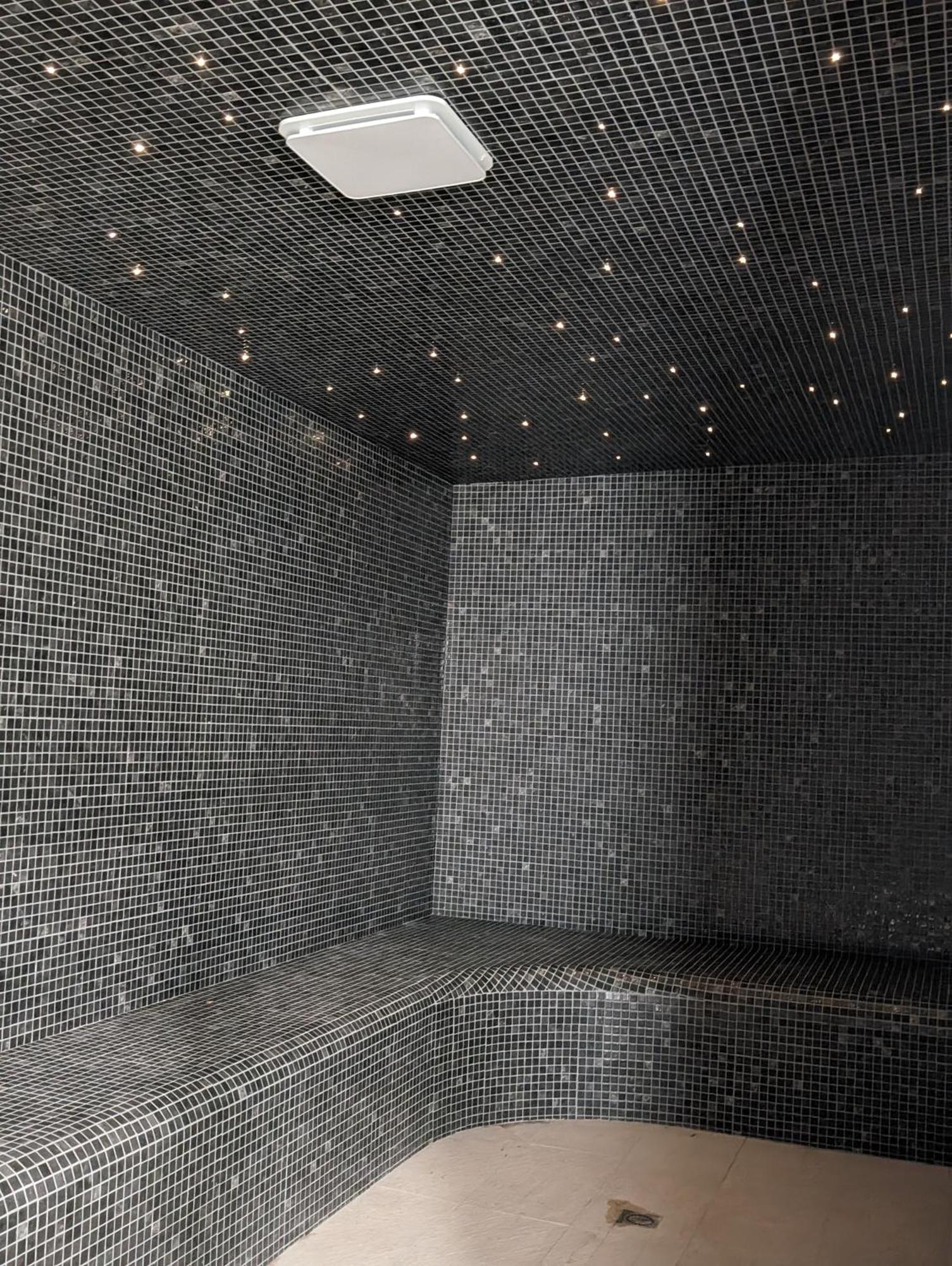 Hotel Des Thermes Des Fumades Allegre Les Fumades